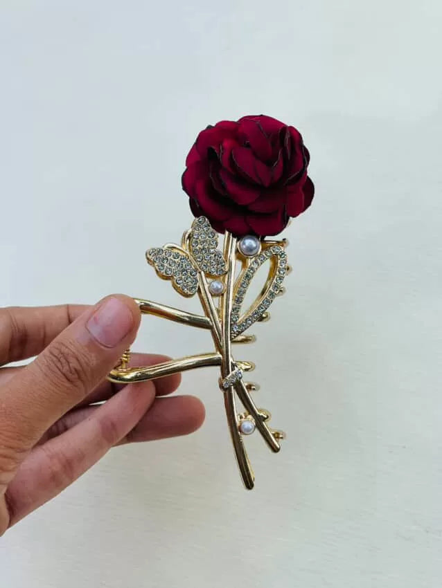 Rose Metal Claw Combo